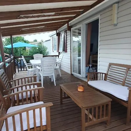 Campingplatz Mobil-home Paradis Bleu Fréjus